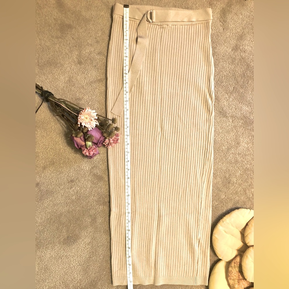 JLUXLabel size small knit stretchy long length skirt